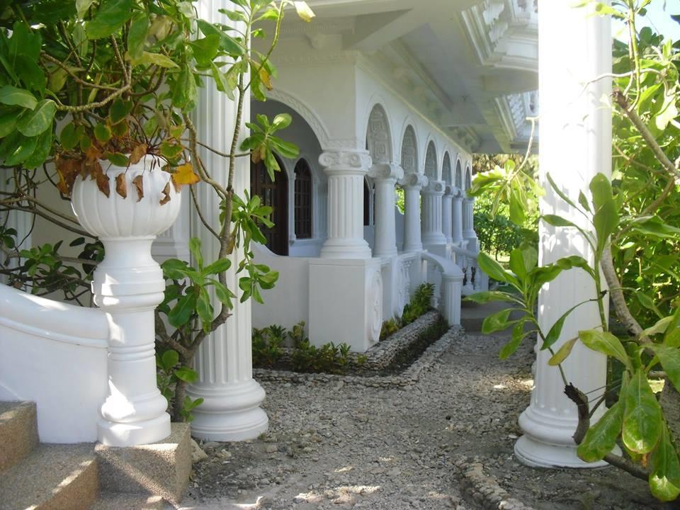 Blue Crystal Beach Resort Puerto Galera Esterno foto